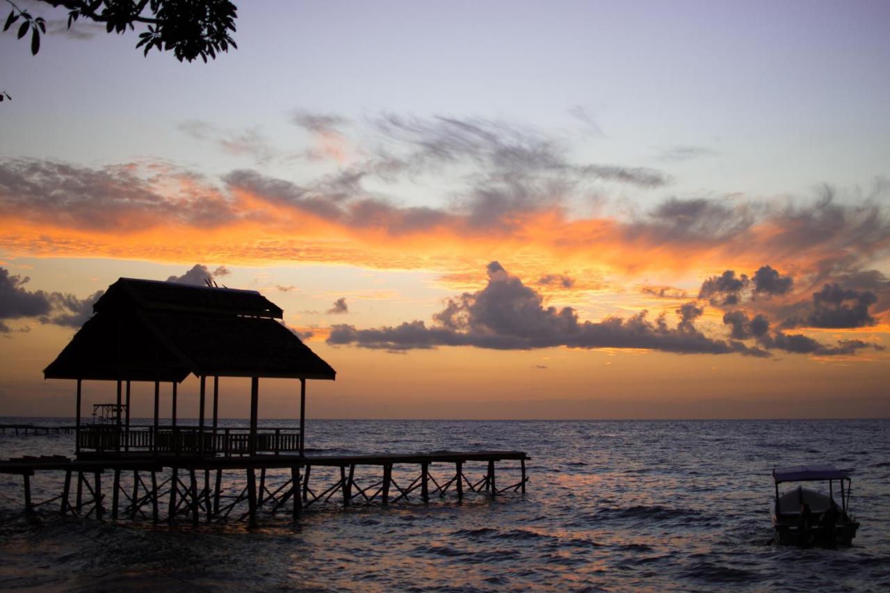 Pristine Paradise Dive Resort - Togean Islands, Una Una Pulau Unauna Kültér fotó