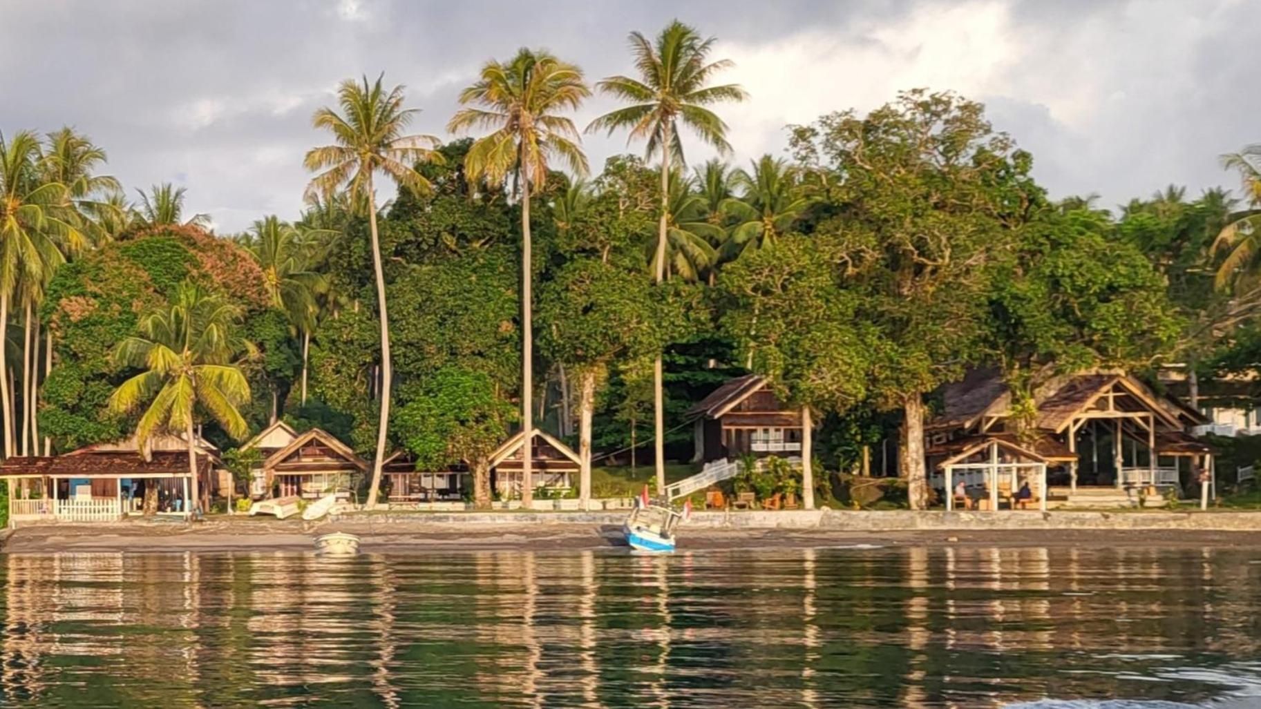 Pristine Paradise Dive Resort - Togean Islands, Una Una Pulau Unauna Kültér fotó